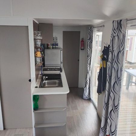 Charmant Mobil Home 2 Chambres Valras Plage Εξωτερικό φωτογραφία
